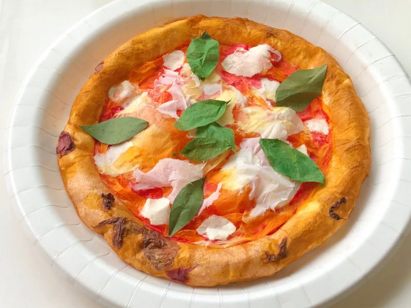 thức ăn làm từ giấy